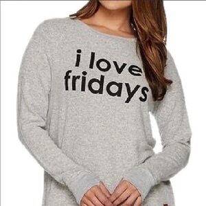 Peace Love World I Love Fridays top XL